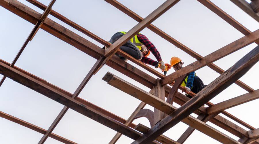 Expert new roof installation services in Smithville, IN